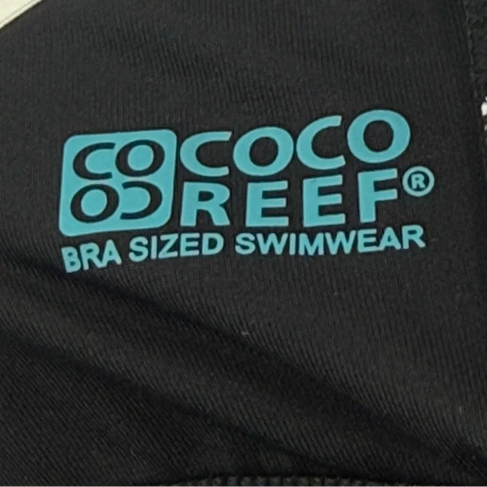 NWT Coco Reef V-Neck Notch Black With White Trim Minimalist Swimsuit Size 36DD - Picture 8 of 12